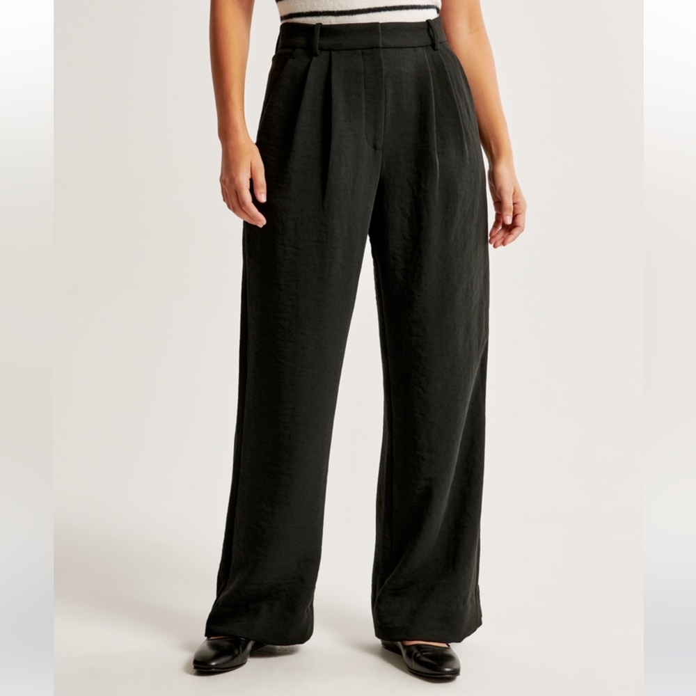 Curve Love A&F Sloane Tailored Premium Crepe Pant size 26